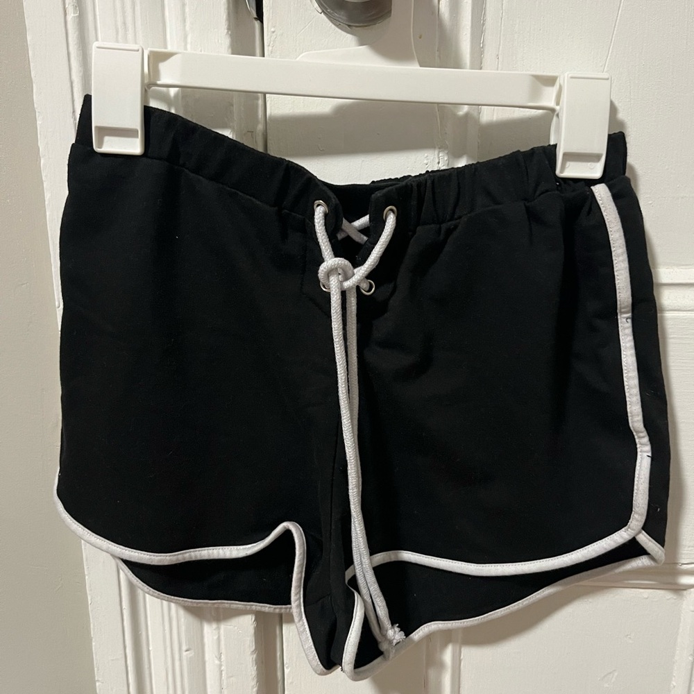 Athletic shorts